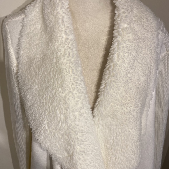 Napa Valley Cream Colored Sweater - Picture 2 of 6